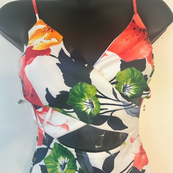 BUNDLE SALE: 15 % off 2 or more dresses/skirt sets - Picture 2 of 5